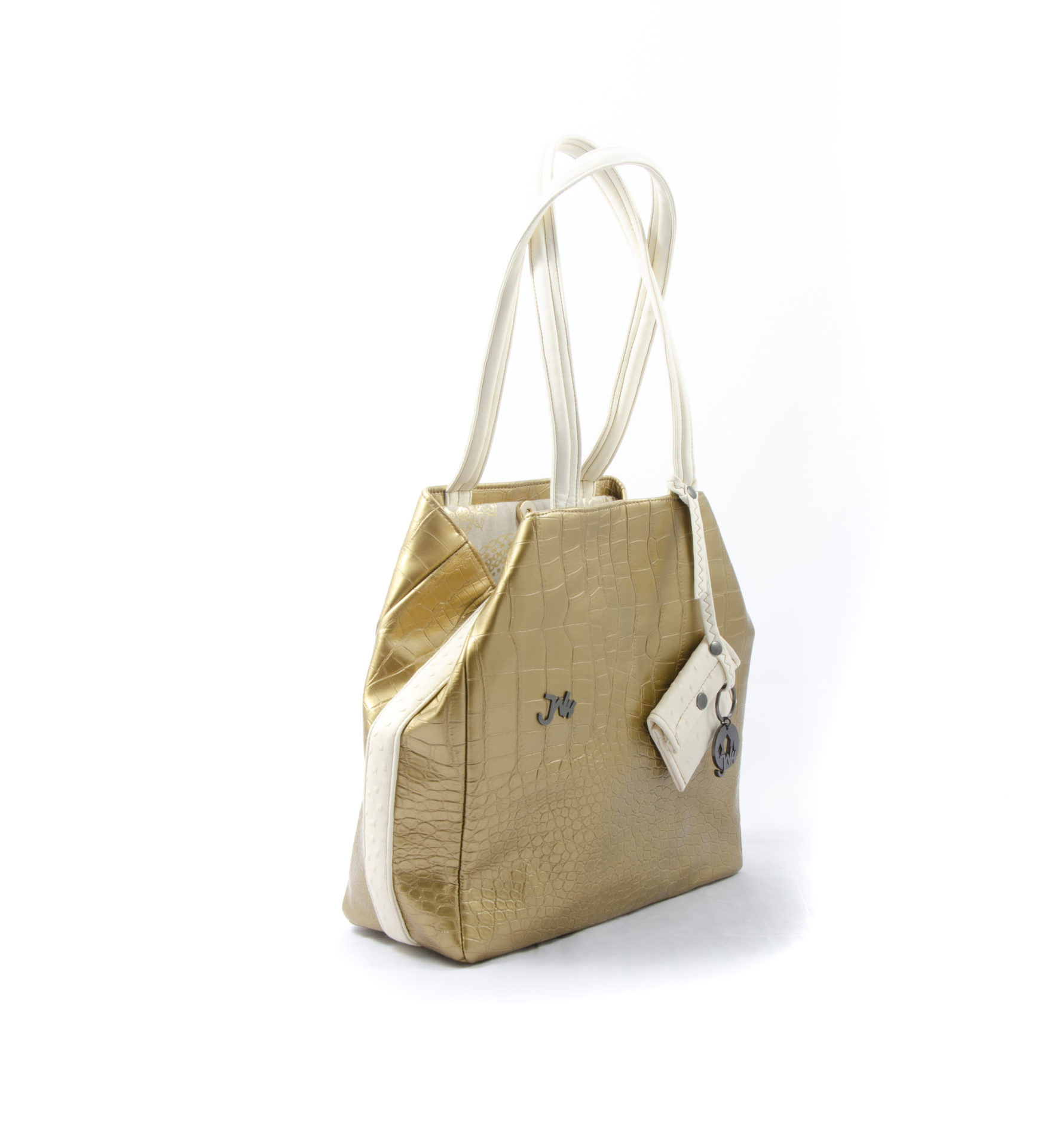 H22LAO01 Laura oro_3