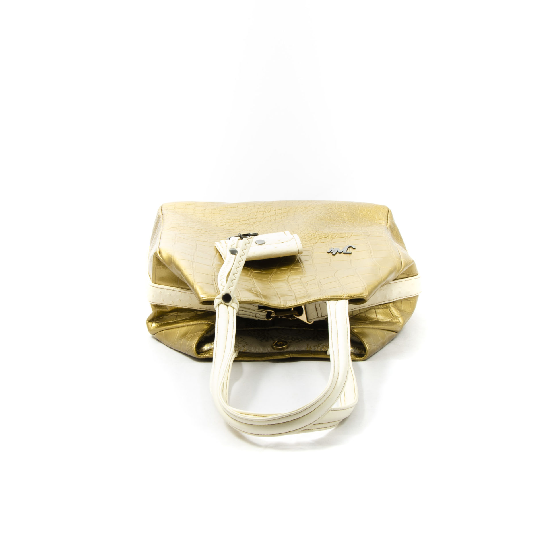 H22LAO01 Laura oro_5